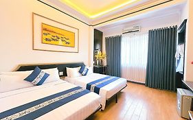 New Star Inn Boutique Hotel-Near Ben Thanh Market